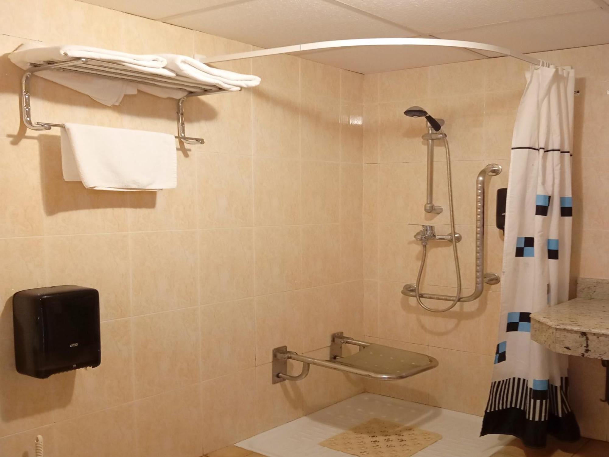 מורה דה רוביילוס Hotel La Rueda 3000 מראה חיצוני תמונה